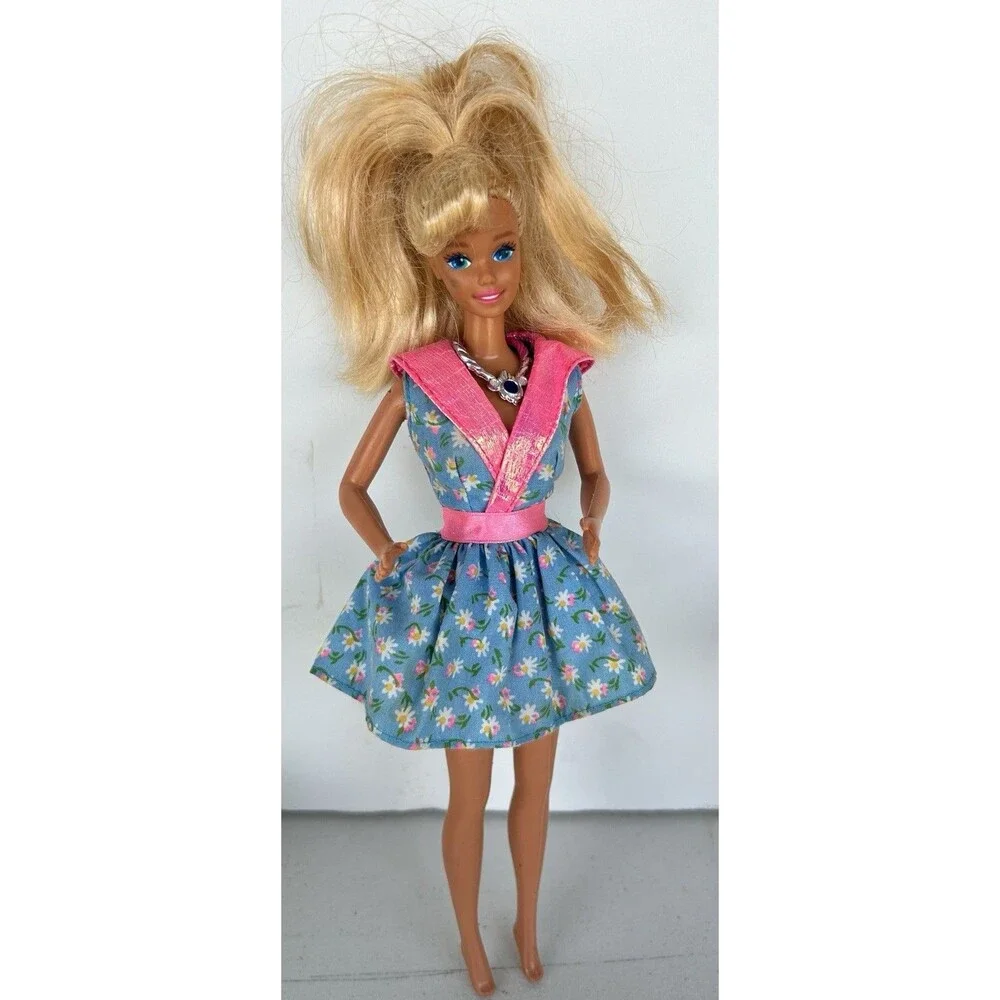 Lot of 5 Vintage Barbie Dolls 1992 1994 1996 1999 2004 Mattel